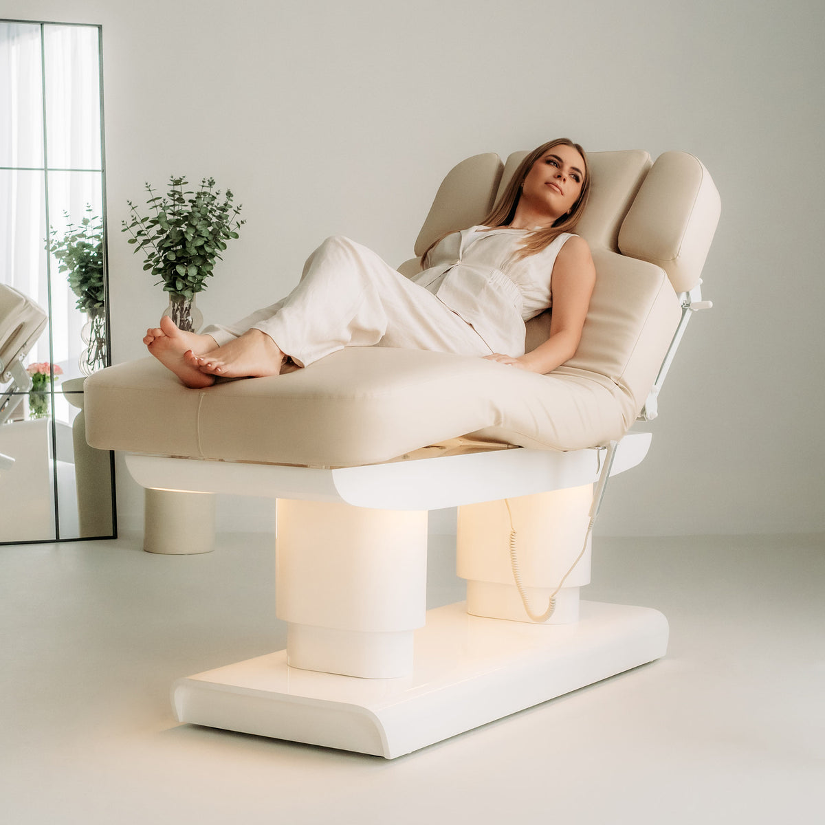 Melia – elektrische SPA-Liege mit Heizung und 4 Motoren | Habys