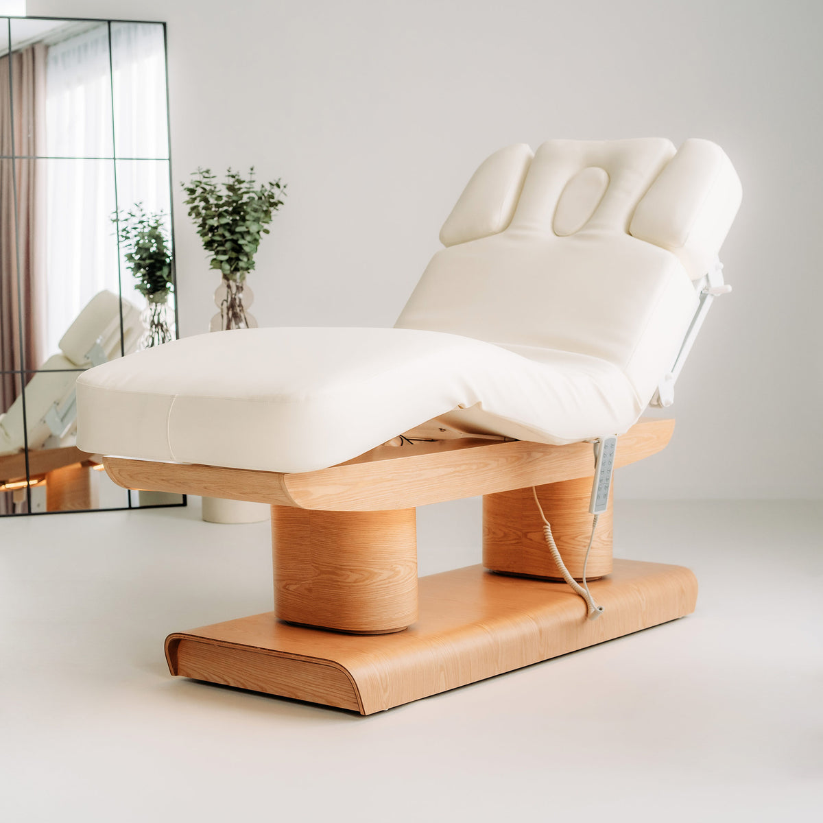 Melia – elektrische SPA-Liege mit Heizung und 4 Motoren | Habys