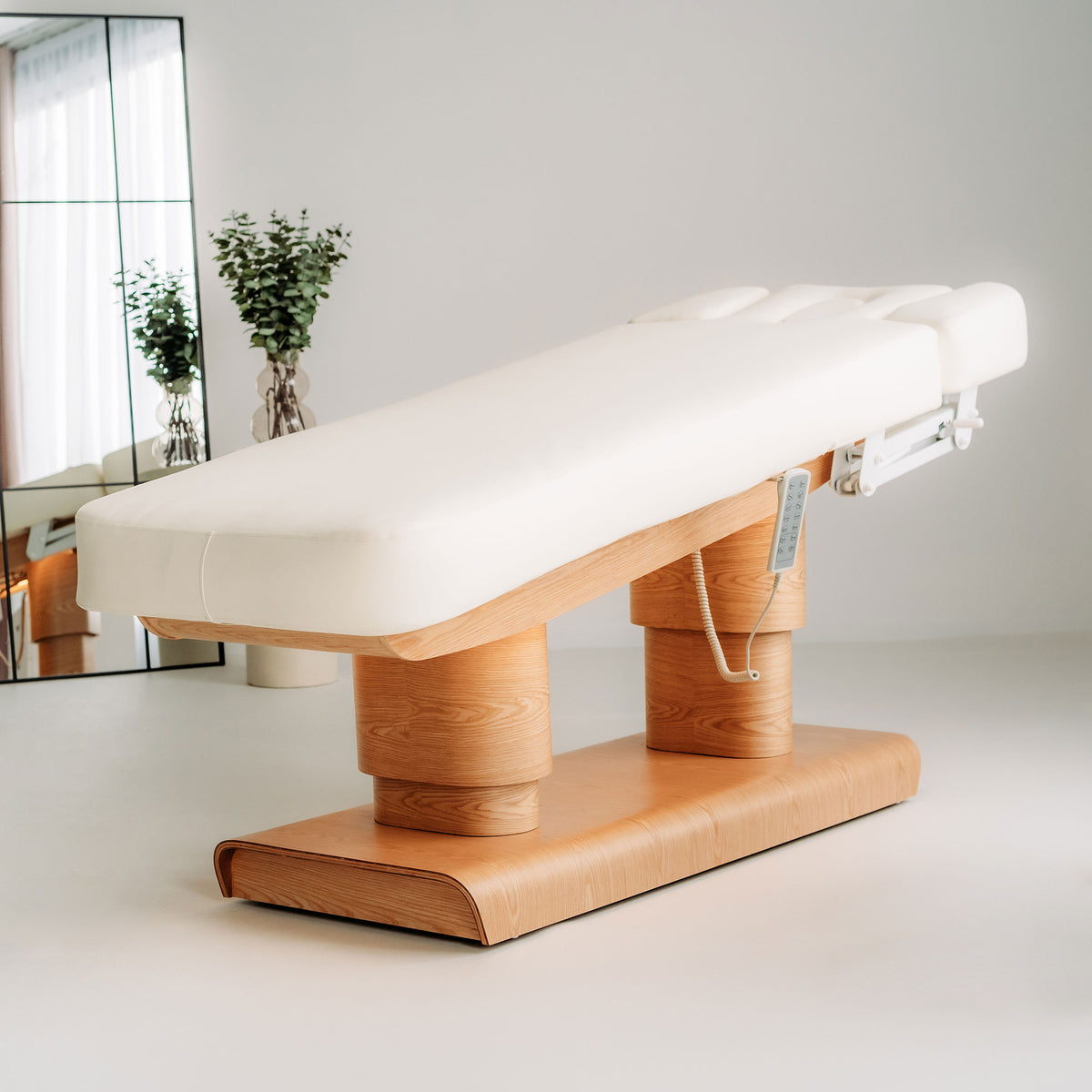 Melia – elektrische SPA-Liege mit Heizung und 4 Motoren | Habys